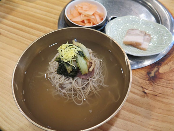 미쉐린 가이드 빕 구르망(Bib Gourmand) 냉면