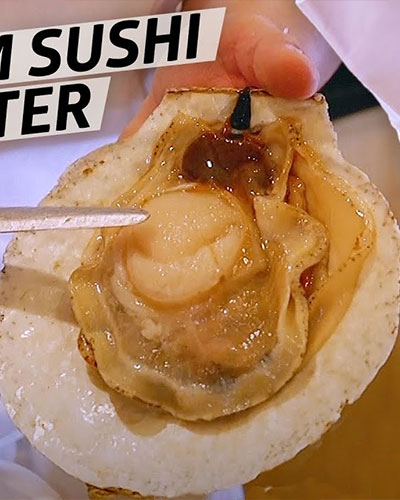 Sushi Chef Tatsuya Sekiguchi는 조개류의 달인