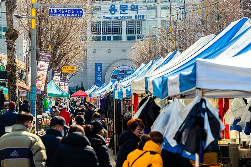 비로소 봄, 먼저 만나보고 싶다면- 용문천년시장 오일장