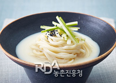 콩물칼국수 레시피