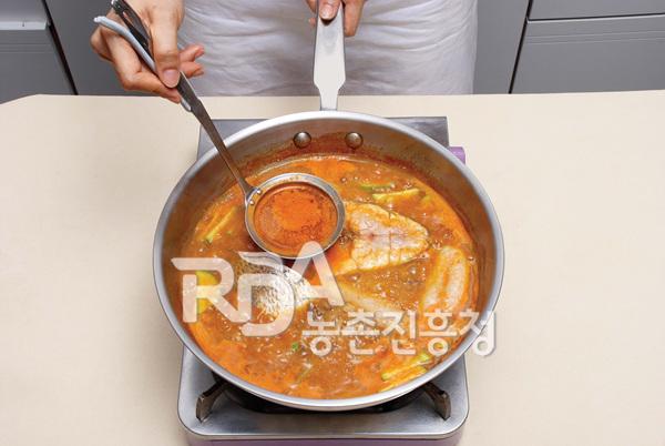 민어찌개(암치지짐이) 레시피 조리순서 5-0