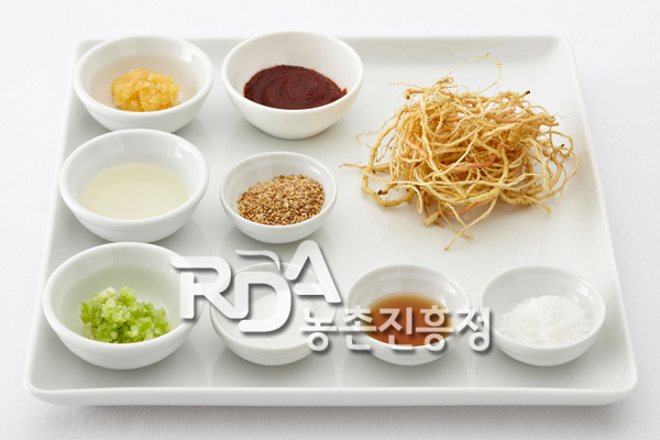 씀바귀무침 식재료