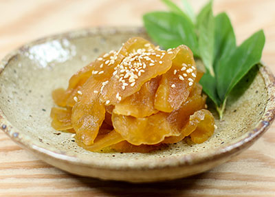 울외 장아찌