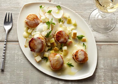 Scallops with Jerusalem Artichokes and Lemon Butter