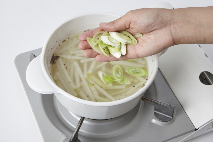 동치미 들깨 무국 레시피 조리순서 6-0