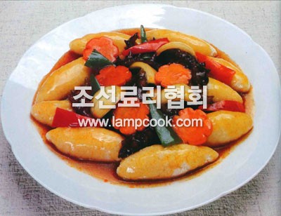 해삼두부완자볶음