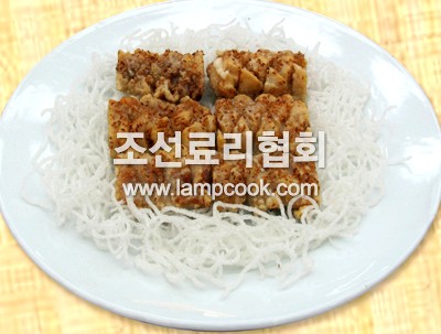 칠색송어깨튀기