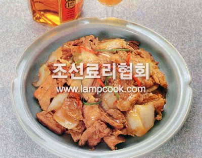 돼지고기김치볶음