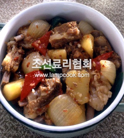 돼지갈비감자찌개