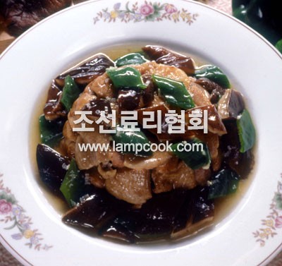 닭고기버섯찜