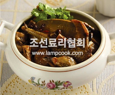 단너삼구기자비둘기찜