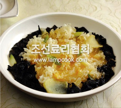 흰흐르레기버섯찜