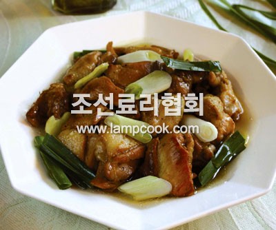 닭고기원추리찜