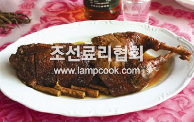 당귀오리고기졸임