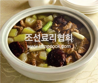 동과돼지콩팥탕