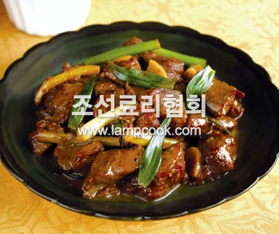 나리돼지고기졸임