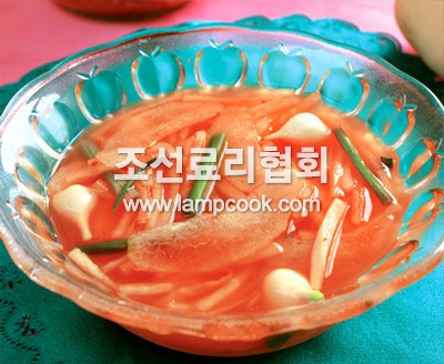 무우채물김치