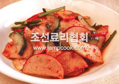 붉은봄무우석박김치