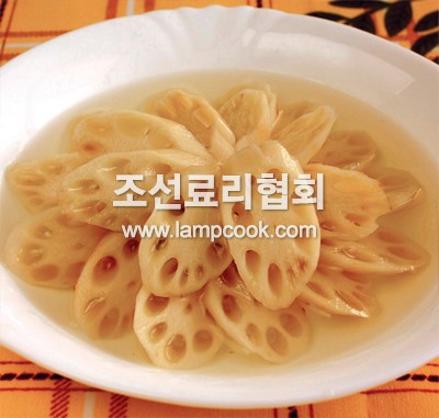 련뿌리단초절임