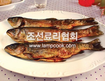 칠색송어훈제