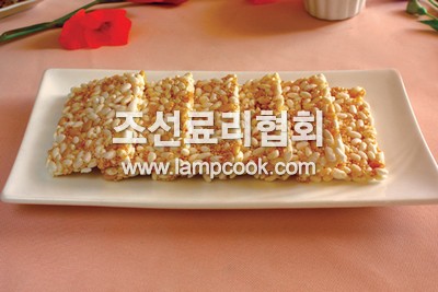 쌀깨잣강정
