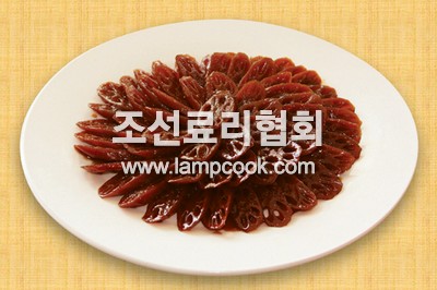련뿌리정과