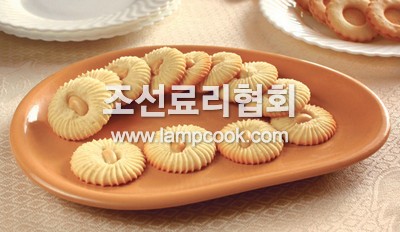 락화생모란과자