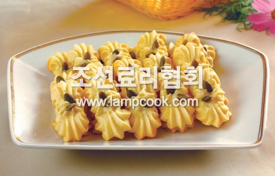 호박씨모란과자