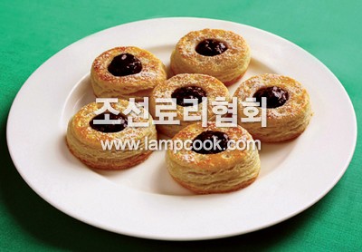 과일단졸임기름과자
