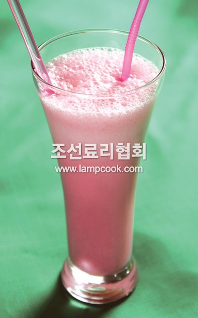 딸기우유즙