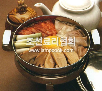 송이버섯전골