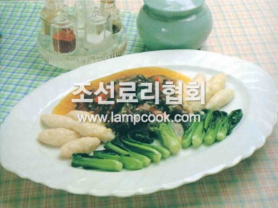 해삼새우완자볶음