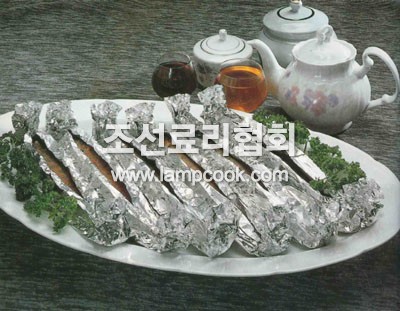 칠색송어종이쌈구이