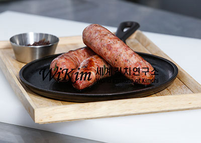 막걸리 김치 소시지(Makgoli Kimchi Sausage)