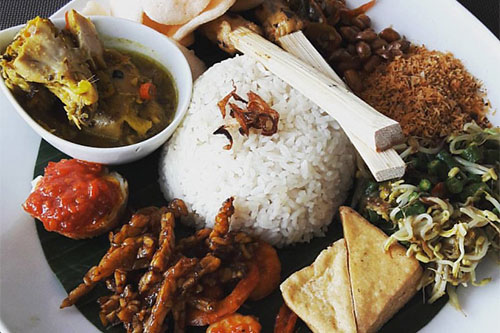 인도네시아음식 나시참푸르 Nasi Campur