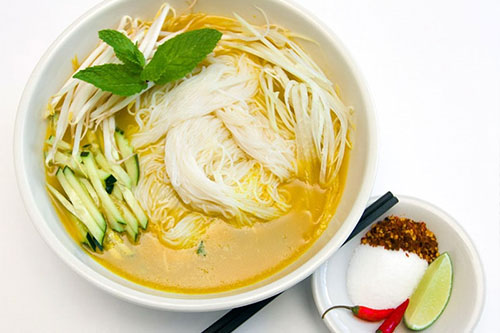 캄보디아음식 눔반초크 Num Banh Chok