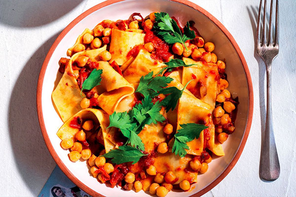 Làgane with olive oil and chickpeas(올리브 오일과 병아리콩을 곁들인 라가네), Italy(이탈리아)