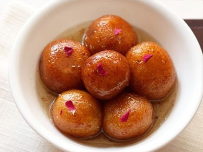 굴랍 자문(Gulab Jamun), 인도